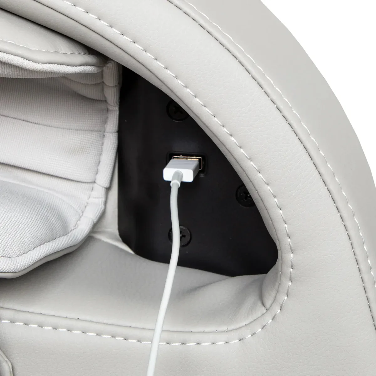 Titan 4D Advent Massage Chair - Image 3